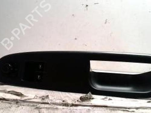 Venstre Foran elrute bryter VW GOLF V (1K1) 1.9 TDI (90 hp) 25425495