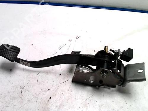 Clutch pedal KIA SOUL I (AM) 1.6 CRDi 115 | BP31226663I13