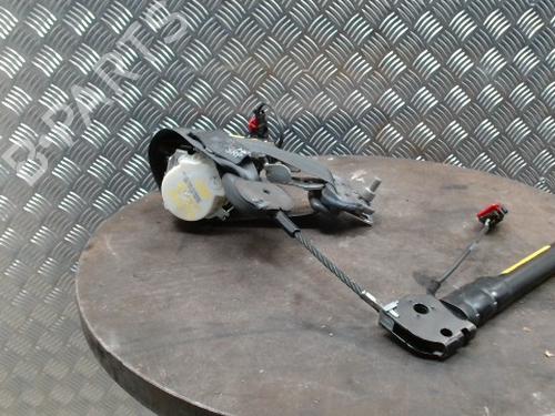 Cinto de segurança frente esquerdo Cinto de segurança frente esquerdo RENAULT CLIO III (BR0/1, CR0/1) 1.5 dCi (C/BR0G, C/BR1G) (68 hp) 33872084 33872084