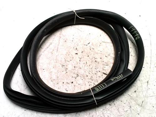 Gummilist NISSAN NOTE (E11, NE11) 1.5 dCi (86 hp) 32871489