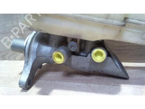 Brake master cylinder RENAULT MEGANE III Hatchback (BZ0/1_, B3_) 1.9 dCi (BZ0N, BZ0J) | BP25401978M77 