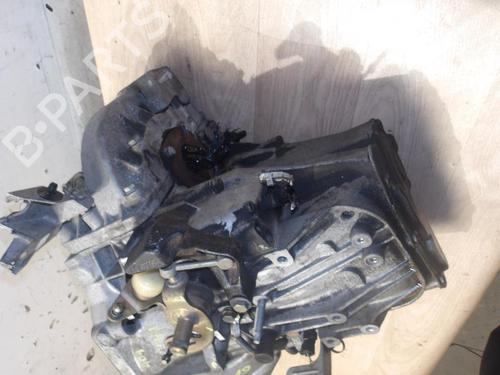 Gearbox PEUGEOT 407 (6D_) 2.0 HDi 135 (6DRHRH, 6DRHRE, 6DRHRG, 6DRHRJ) | BP31228999M3