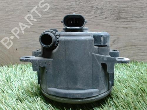 right-front-fog-light-renault-megane-ii-bm01_-cm01_-2001-2002-2003-2004-2005-2006-2007-2008-2009-2010-2011-2012-31238132 main image