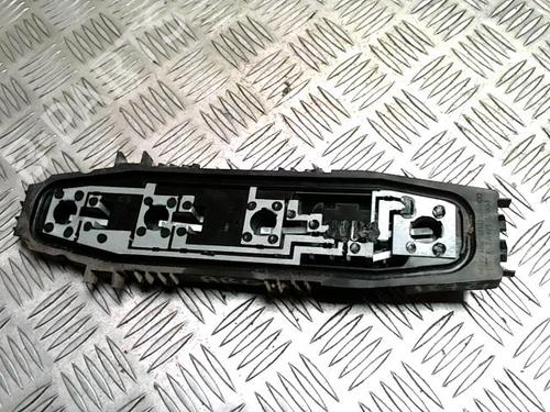 Luz matrícula Luz matrícula CITROËN C3 I (FC_, FN_) 1.1 i (60 hp) 33844639 33844639