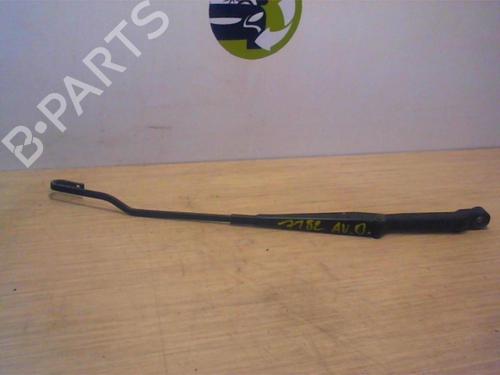 Used Front windshield wiper arm VW POLO (6N2) 1.4 (60 hp) 25392521