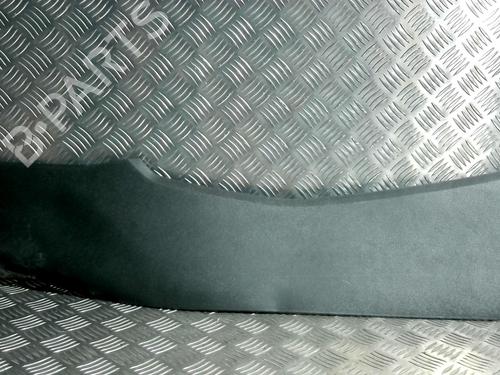 Used Hub cap PEUGEOT 308 III (FB_, FH_, FP_, F3_, FM_) PureTech 130 (FPHNSL, FPHNST) (131 hp) 31239467