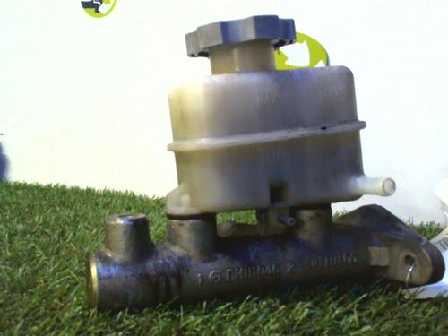 Used Brake master cylinder HYUNDAI SANTA FÉ I (SM) 2.0 CRDi (113 hp) 25397459