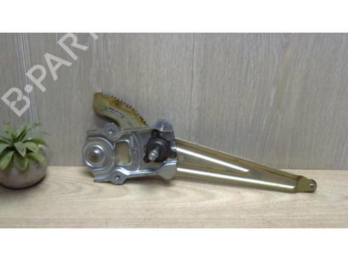 Rudehejsemekanisme venstre bagtil TOYOTA YARIS (_P1_) 1.4 D-4D (NLP10_, NLP10R) (75 hp) 25383262