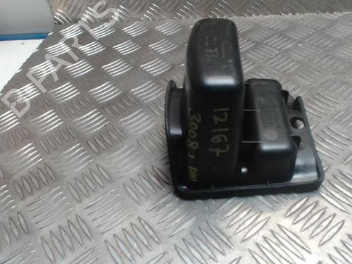 Cup/Object holder PEUGEOT 3008 I MPV (0U_) 1.6 HDi | BP31228334I37