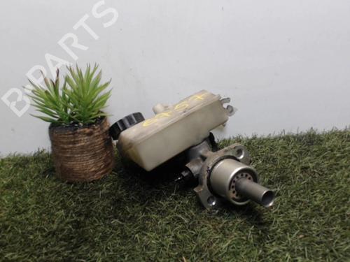 Used Brake master cylinder PEUGEOT 206 Hatchback (2A/C) 1.1 i (60 hp) 25392269