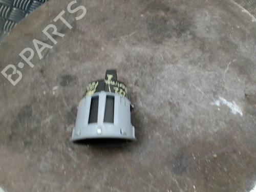 Kopholder/Genstandsholder Kopholder/Genstandsholder CITROËN BERLINGO Box Body/MPV (B9) 1.6 BlueHDi 100 (99 hp) 33906975 33906975