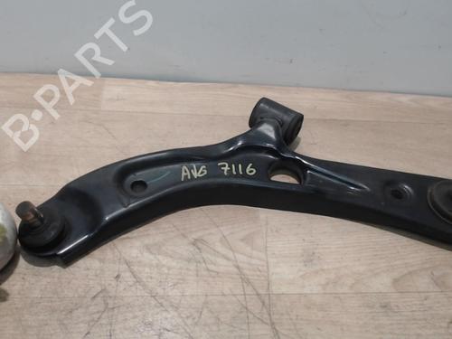 Venstre fortil bærearm SUZUKI SPLASH (EX) 1.0 (A5B310) | BP25385758M12