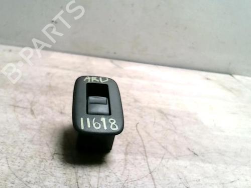 Used Right rear window switch TOYOTA AURIS (_E15_) 1.4 D-4D (NDE150_, NDE150R) (90 hp) 25424387