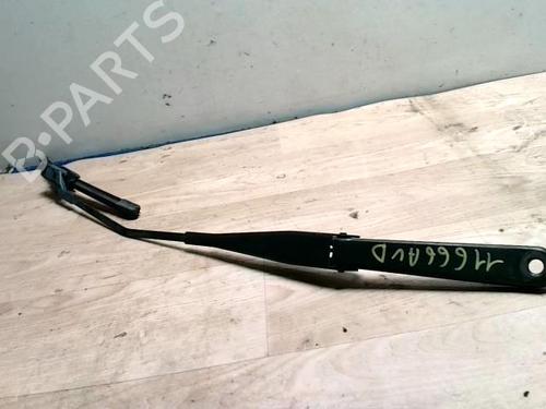 Used Front windshield wiper arm FORD FIESTA VI (CB1, CCN) 1.4 TDCi (68 hp) 25427802
