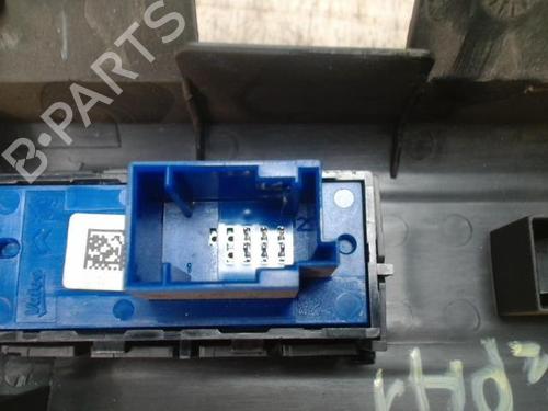 Used Switch Switch PEUGEOT 308 II (LB_, LP_, LW_, LH_, L3_) 1.6 HDi / BlueHDi 115 (115 hp) 27729099 27729099