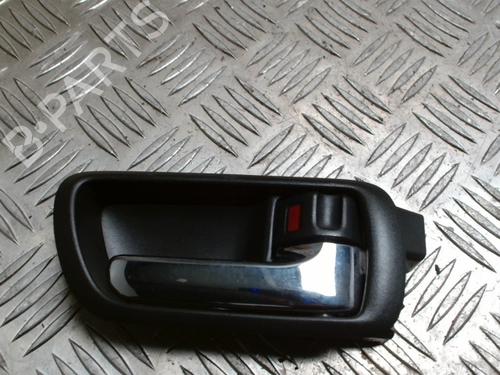 Puxador interior frente direito Puxador interior frente direito TOYOTA COROLLA Verso (ZER_, ZZE12_, R1_) 2.2 D-4D (AUR10_, AUR10R) (136 hp) 34614933 34614933