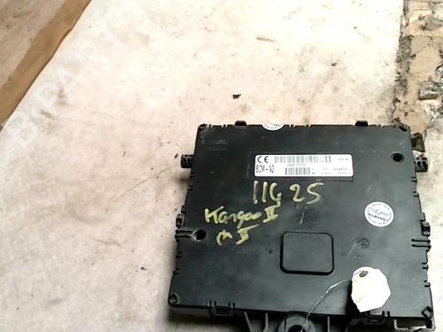 Used Fuse box RENAULT KANGOO Express (FW0/1_) 1.5 dCi 75 (FW07, FW10, FW04) (75 hp) 26678101
