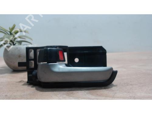 Used Front left interior door handle OPEL AGILA B (H08) 1.0 (F68) (65 hp) 25386097