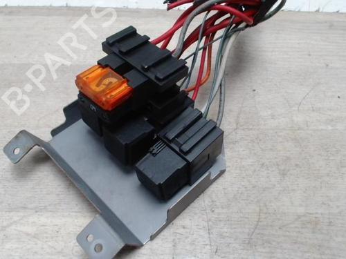 Used Fuse box MERCEDES-BENZ M-CLASS (W163) ML 270 CDI (163.113) (163 hp) 25420830