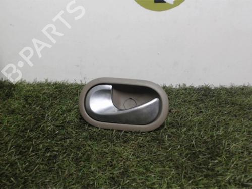 Used Front left interior door handle RENAULT CLIO III (BR0/1, CR0/1) 1.5 dCi (BR0H, CR0H, CR1S, BR1S) (106 hp) 25415216