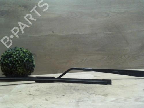 Used Front windshield wiper arm SUZUKI SWIFT III (MZ, EZ) 1.3 DDiS (RS413D) (75 hp) 31232937