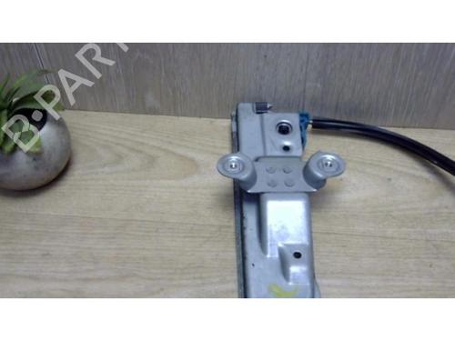 Rudehejsemekanisme ventre foran RENAULT TWINGO II (CN0_) 1.5 dCi (CN0E) | BP25383287C22 