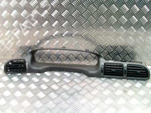 Used Air vent PEUGEOT 406 Coupe (8C) 3.0 V6 24V (190 hp) 25429223