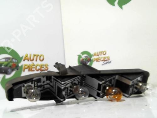 Used Licence plate light RENAULT SCÉNIC II (JM0/1_) 1.9 dCi (JM0G, JM12, JM1G, JM2C) (120 hp) 25400308