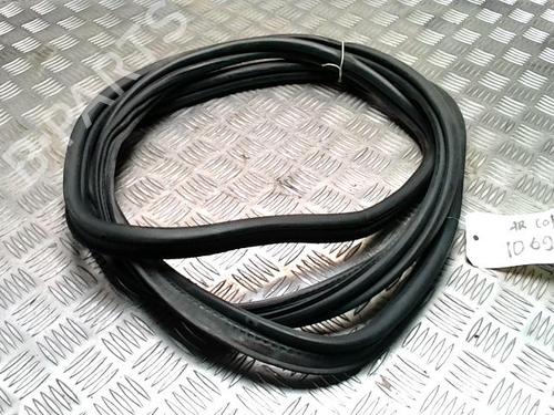 Gummiliste VW GOLF IV (1J1) 1.9 SDI (68 hp) 31031908