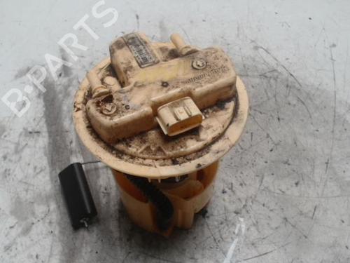 Used Fuel pump DACIA SANDERO II 1.5 dCi 75 / Blue dCi 75 (B8JW, B8M4, B8AH, B8M7, B8M6) (75 hp) 30666553