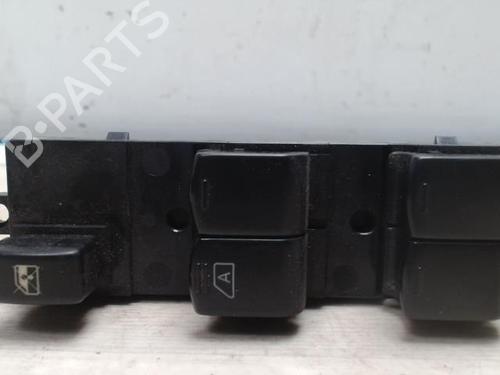 Used Right front window switch NISSAN NOTE (E11, NE11) 1.5 dCi (86 hp) 25419632