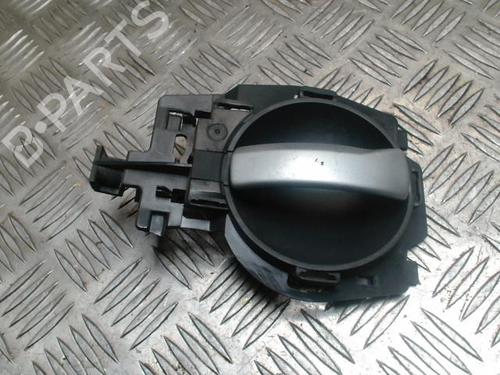 Used Front left exterior door handle Front left exterior door handle 30514697 30514697