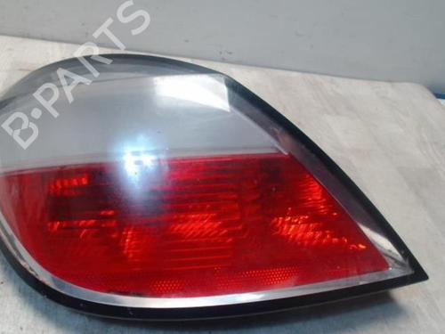Venstre baglygte OPEL ASTRA H (A04) 1.7 CDTI (L48) | BP27562228C34 