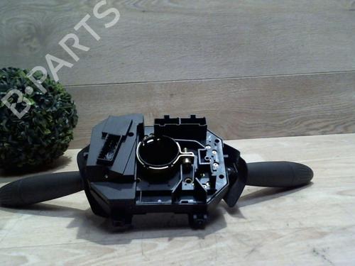 Used Steering column stalk FIAT PUNTO (188_) 1.2 60 (188.030, .050, .130, .150, .230, .250) (60 hp) 31236153