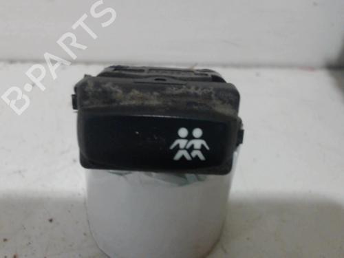 Used Switch RENAULT LAGUNA II Grandtour (KG0/1_) 1.9 dCi (KG0E, KG0R) (100 hp) 25392693
