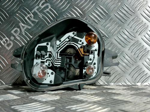 Luce targa PEUGEOT 208 I (CA_, CC_) 1.6 HDi (92 hp) 31228214