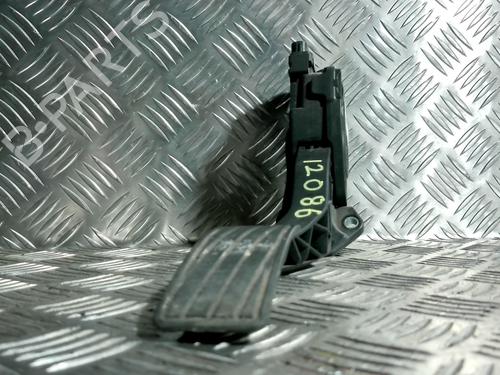 Pedal SUZUKI SWIFT III (MZ, EZ) 1.3 DDiS (RS413D) (75 hp) 31232980