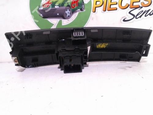Right front window switch HYUNDAI MATRIX (FC) 1.5 CRDi | BP25400228I26