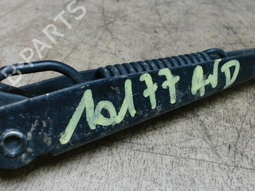 Used Front windshield wiper arm OPEL CORSA D (S07) 1.3 CDTI (L08, L68) (75 hp) 28836788