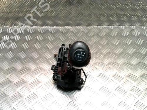 Palanca de cambios MERCEDES-BENZ CLK (C208) CLK 200 (208.335) (136 hp) 31236570