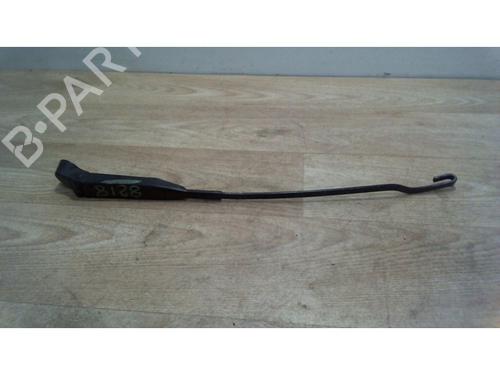 Used Front windshield wiper arm OPEL TIGRA TwinTop (X04) 1.4 (R97) (90 hp) 25413398
