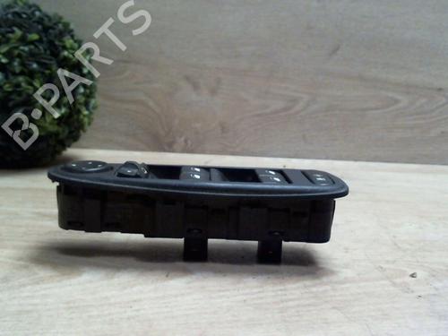 Used Left front window switch TOYOTA YARIS (_P1_) 1.4 D-4D (NLP10_, NLP10R) (75 hp) 25383258