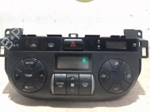 Used Climate control TOYOTA RAV 4 II (_A2_) 2.0 D 4WD (CLA20_, CLA21_, CLA20R, CLA21R) (116 hp) 25387841