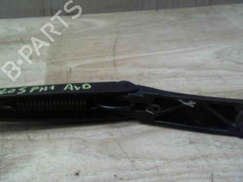 Used Front windshield wiper arm VW POLO V (6R1, 6C1) 1.2 (60 hp) 28827466