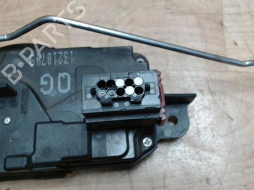 Used Front right lock OPEL ASTRA H (A04) 1.7 CDTI (L48) (100 hp) 31227592