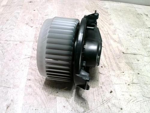 Used Air vent TOYOTA YARIS (_P13_) 1.4 D (NLP130_, NLP130) (90 hp) 27557791