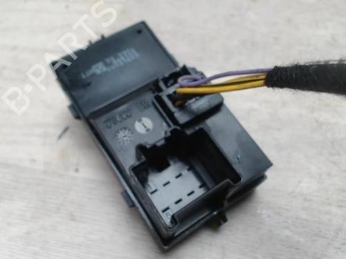 Right front window switch OPEL MOKKA / MOKKA X (J13) 1.6 CDTI (_76) | BP28364224I26 