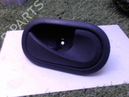 Used Rear right interior door handle RENAULT MODUS / GRAND MODUS (F/JP0_) 1.5 dCi (FP0D, JP0D) (82 hp) 25395540