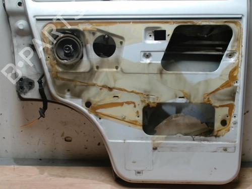 Used Right front door Right front door RENAULT TRAFIC Van (T_, P_, V_) 2.1 D (58 hp) 29053000 29053000