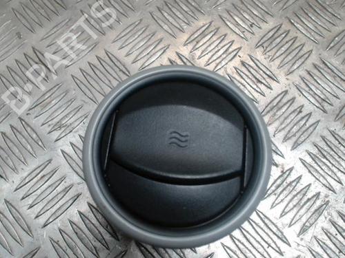 Used Air vent PEUGEOT 308 III (FB_, FH_, FP_, F3_, FM_) PureTech 130 (FPHNSL, FPHNST) (131 hp) 31239481